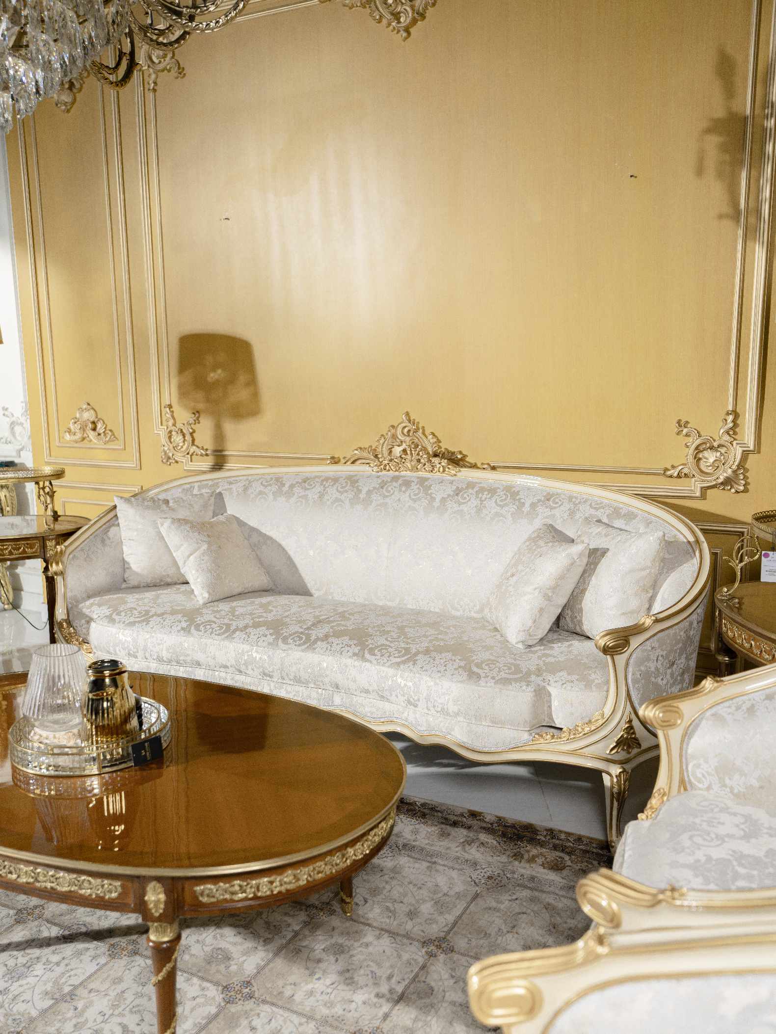 Classical Sofa 1 - Image 8