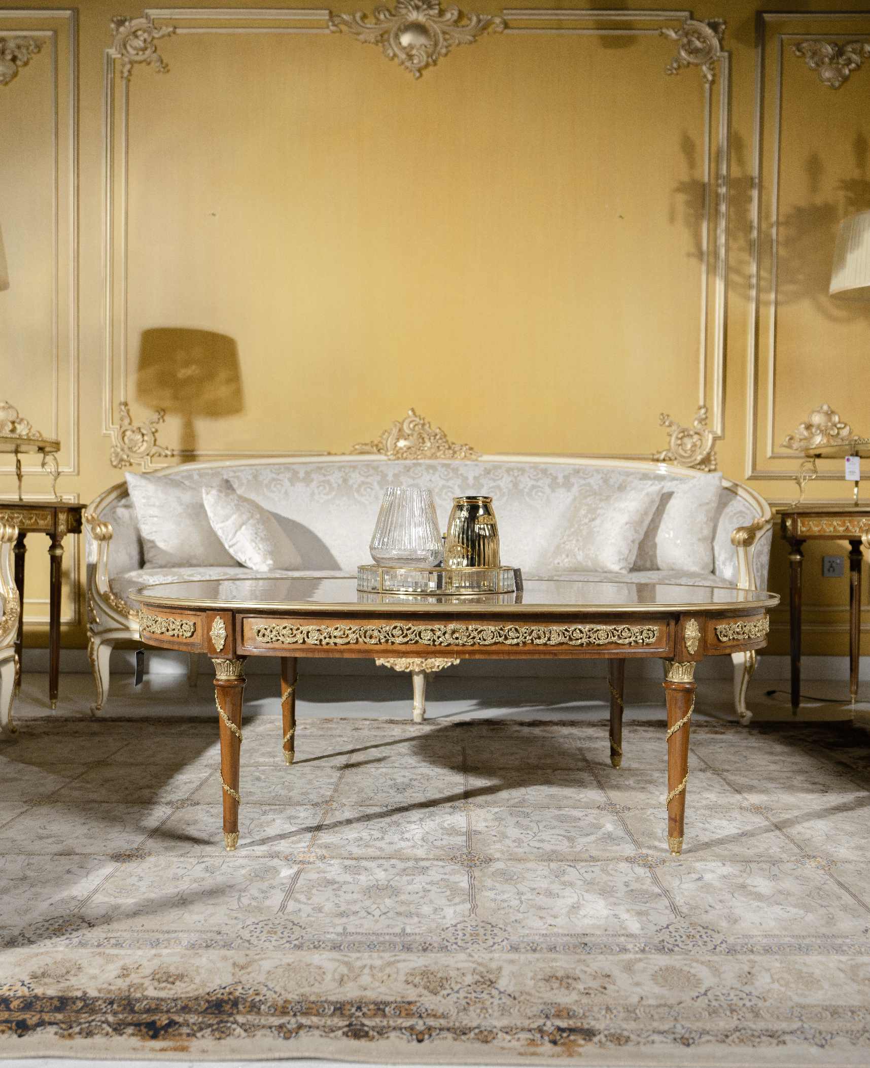 Classical Sofa 1 - Image 9