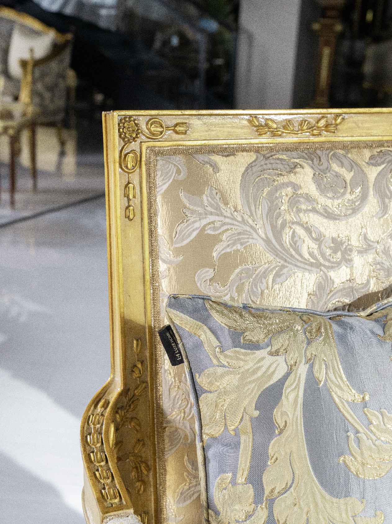 Classical Chair Setting - Image 12