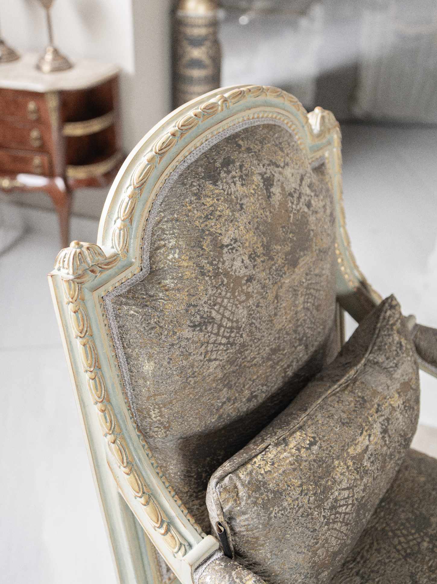 Classical Sofa 3 Basement - Image 9