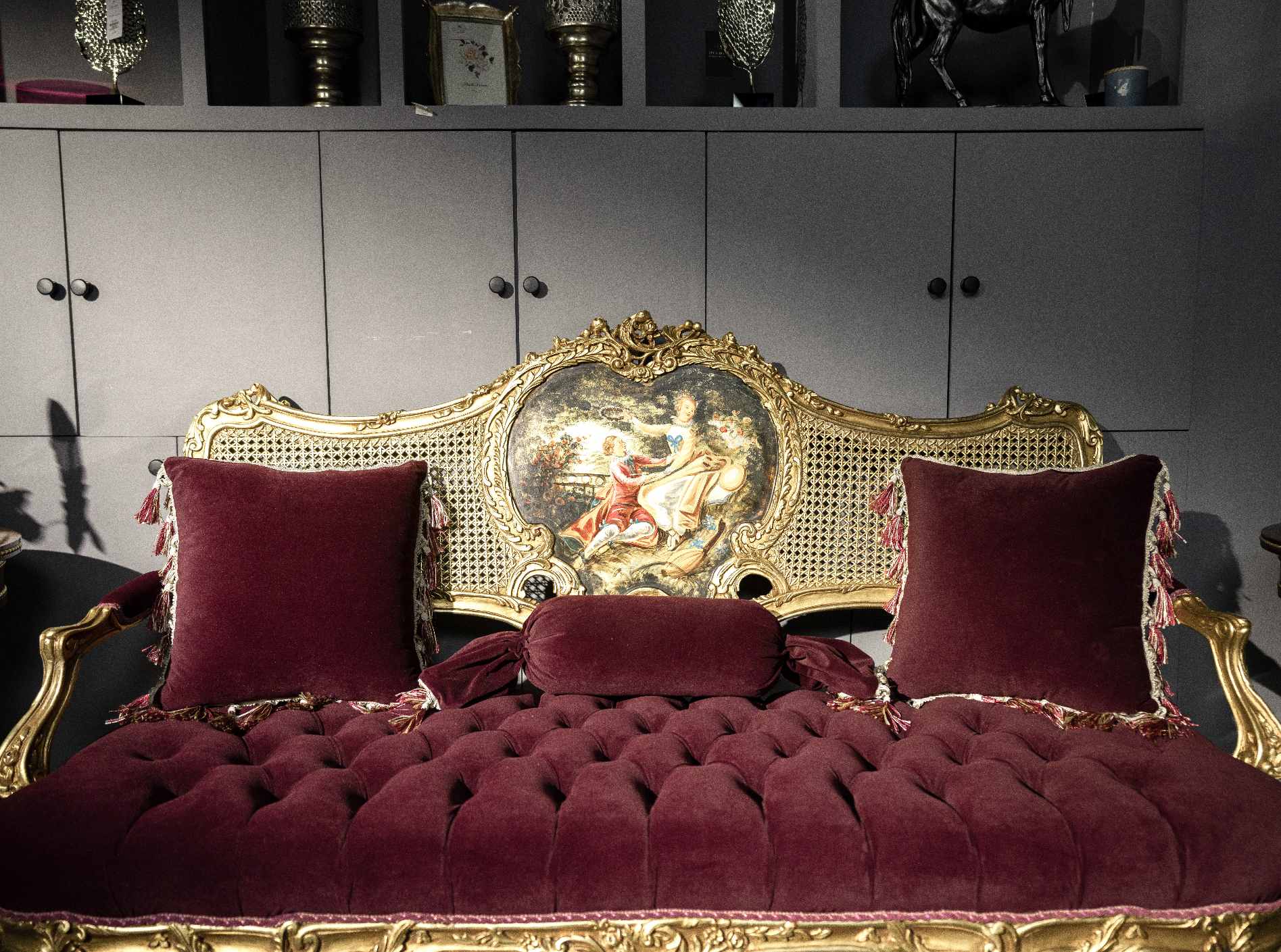 Classical Sofa 5 Basement - Image 2