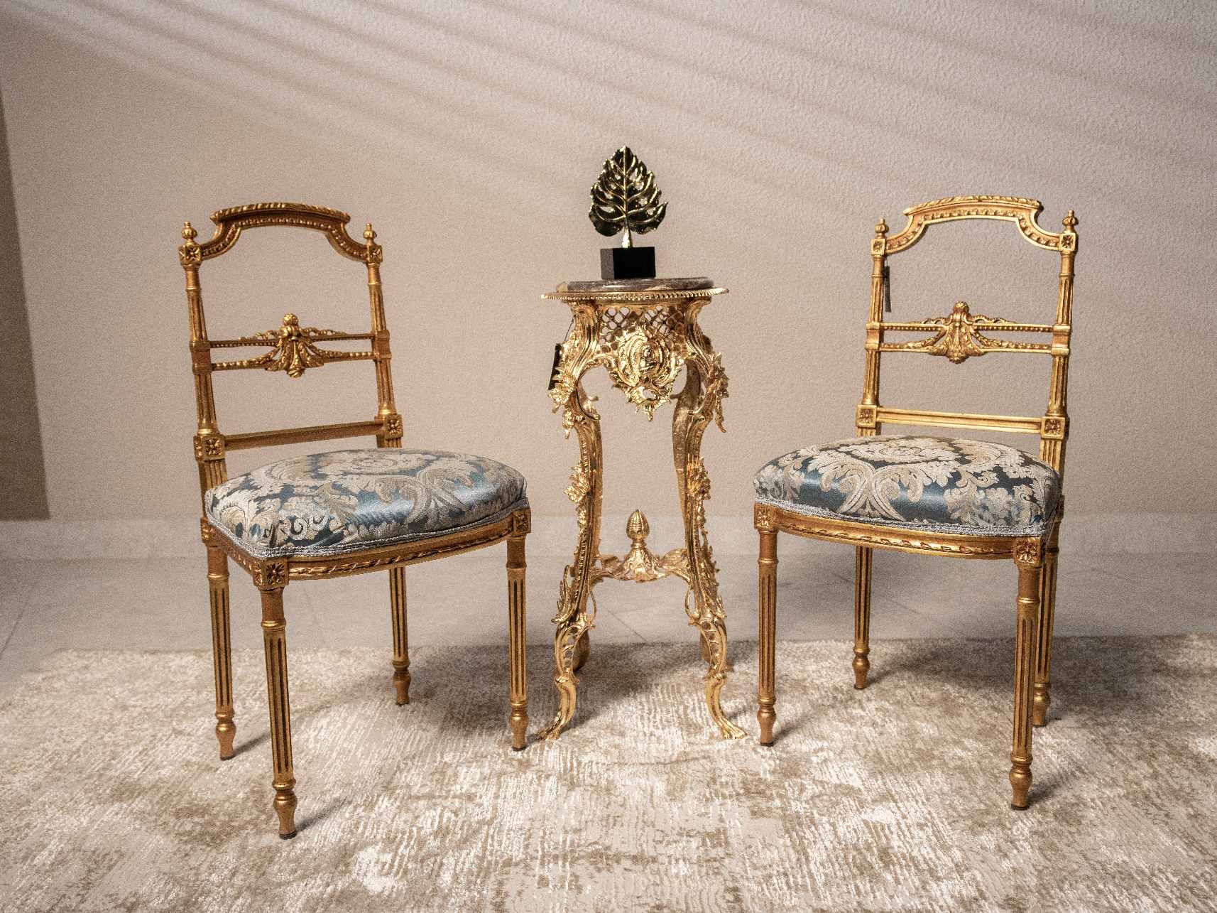 Classical Chair - Image 4